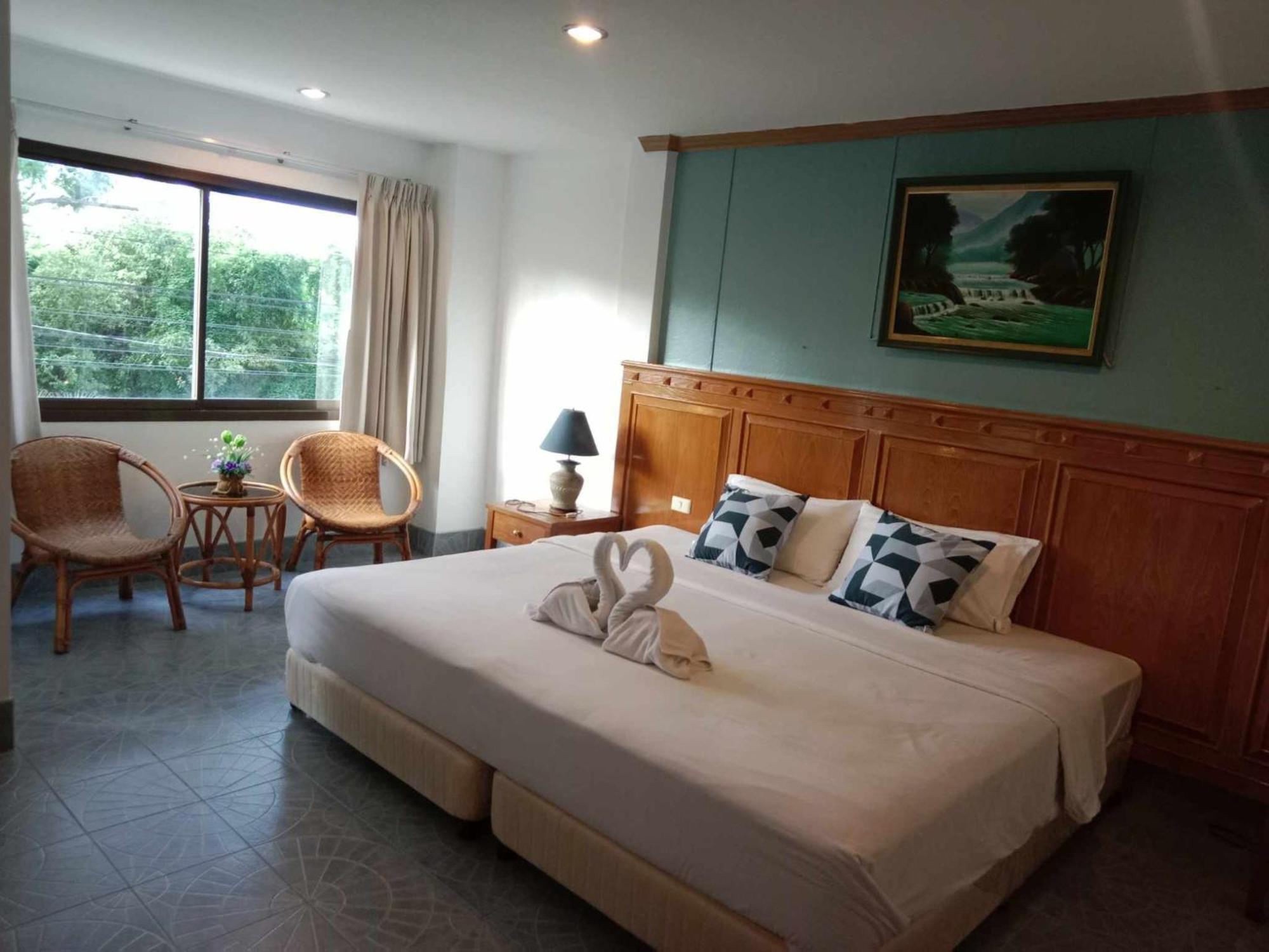Leng * Hua Hin